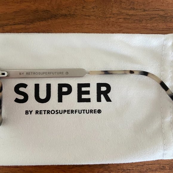 RETROSUPERFUTURE ‘Ilaria Gel’ Cat Eye Sunglasses - Picture 8 of 10